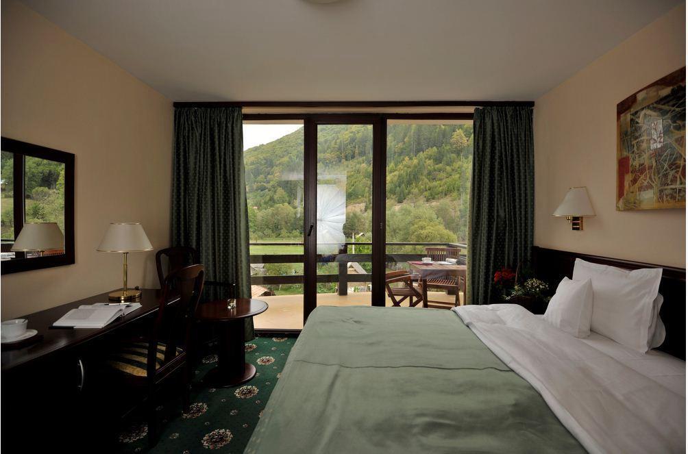 Zan Hotel Voineasa Luaran gambar